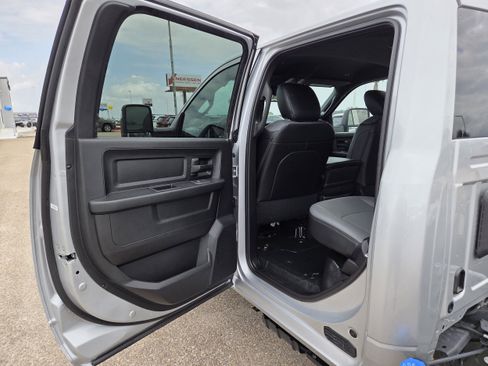 New 2026 RAM 3500 Tradesman AWD/4WD image 16