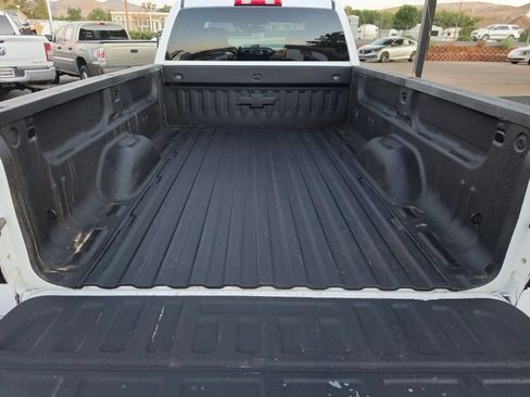 Used 2017 Chevrolet Silverado 2500 LT w/ LT Fleet Convenience Package AWD/4WD image 19
