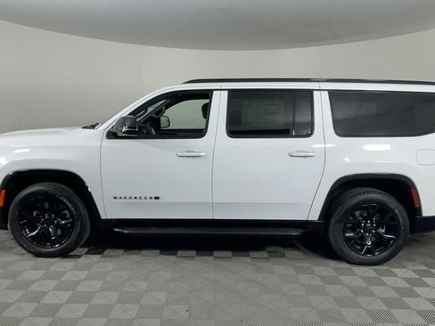 New 2025 Jeep Wagoneer L Series II image 7