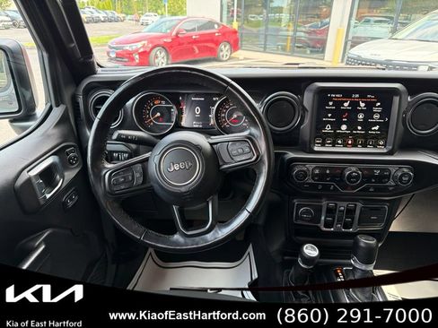 Used 2022 Jeep Wrangler Unlimited Sport AWD/4WD image 22