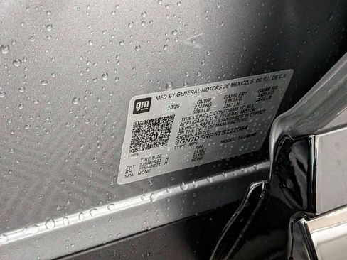 New 2026 Chevrolet Equinox EV RS image 35