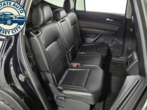 Used 2023 Volkswagen Atlas SE AWD/4WD image 36