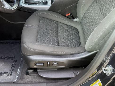 Used 2020 Chevrolet Blazer LT AWD/4WD image 22