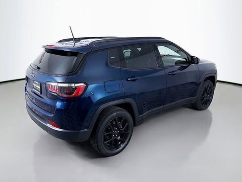 New 2026 Jeep Compass Latitude AWD/4WD image 7