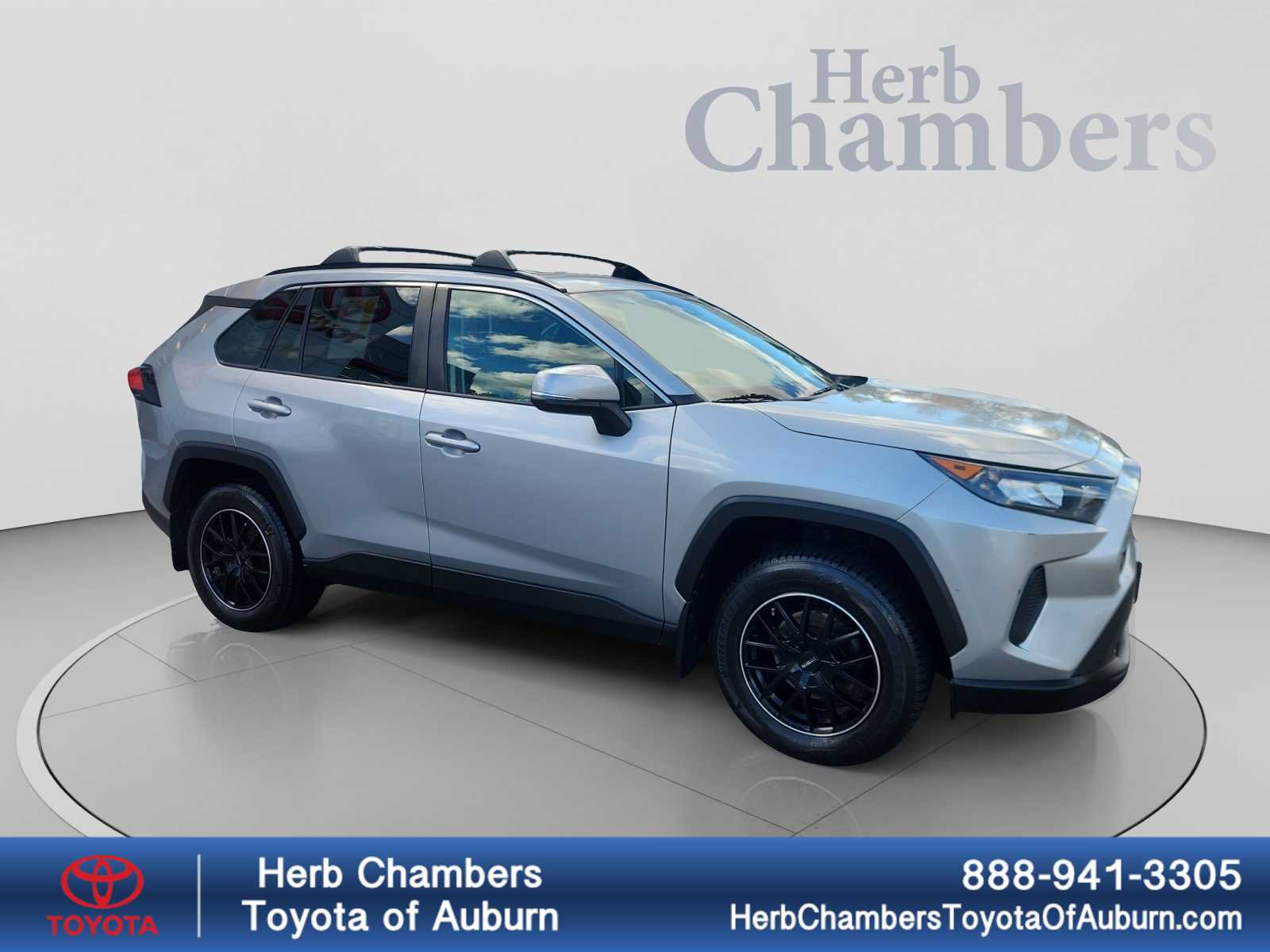 Used 2020 Toyota RAV4 LE w/ All Weather Liner Package AWD/4WD image 1