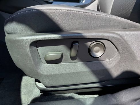 Used 2024 Buick Envision Preferred AWD/4WD image 17