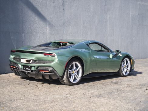 Used 2024 Ferrari 296 GTS RWD image 10