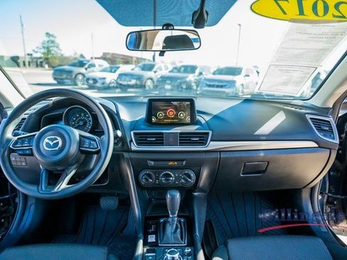 Used 2017 MAZDA MAZDA3 Sport image 13