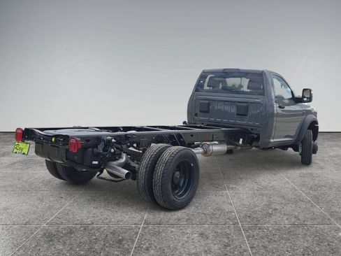 New 2026 RAM 5500 Tradesman AWD/4WD image 10