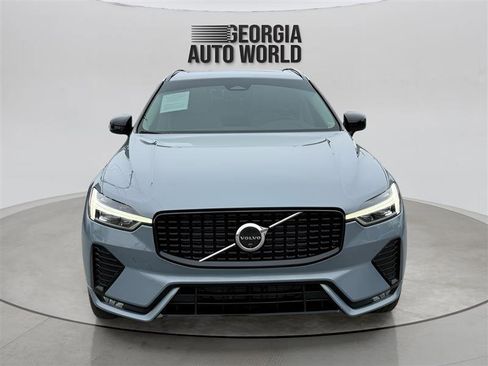 Used 2023 Volvo XC60 B5 Plus w/ Protection Package Premier image 8