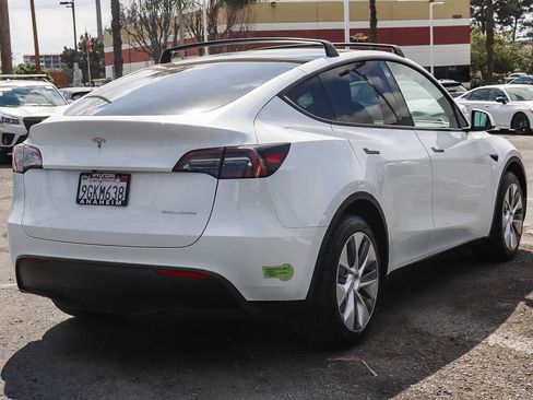 Used 2023 Tesla Model Y Long Range image 6