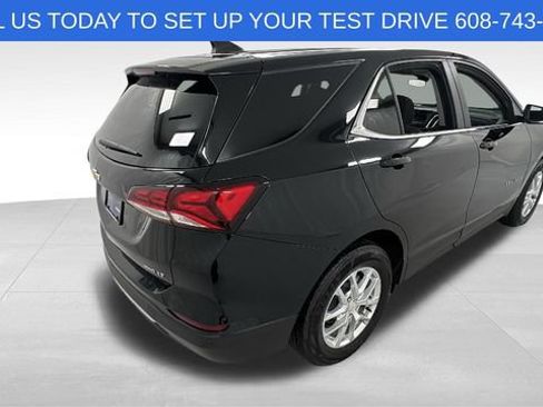 Used 2024 Chevrolet Equinox LT image 3