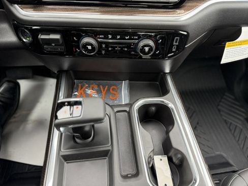 New 2026 Chevrolet Silverado 1500 LT Trail Boss w/ Convenience Package II image 17