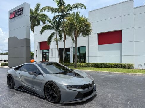 Used 2015 BMW i8 AWD/4WD image 1