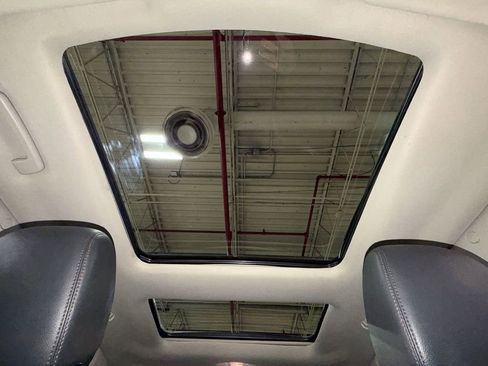 Used 2013 Ford Edge SEL image 16