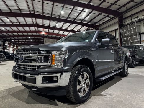 Used 2018 Ford F150 XLT w/ Equipment Group 302A Luxury image 9