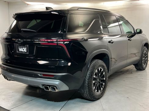 Used 2025 Chevrolet Traverse Z71 w/ LPO, Floor Liner Package AWD/4WD image 6