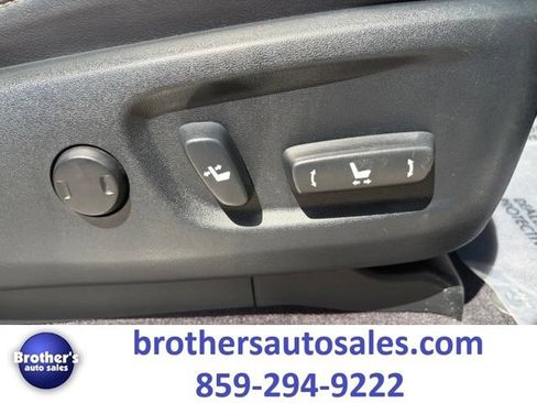 Used 2017 Lexus GX 460 Luxury AWD/4WD image 40