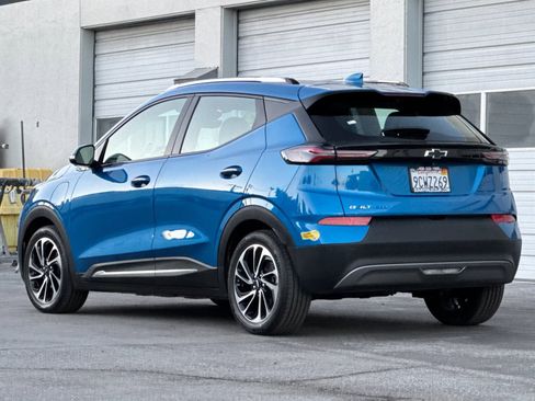 Used 2022 Chevrolet Bolt EUV Premier image 6