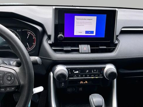 Certified 2023 Toyota RAV4 LE FWD image 7