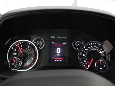 Used 2021 RAM 2500 Big Horn w/ Night Edition AWD/4WD image 10