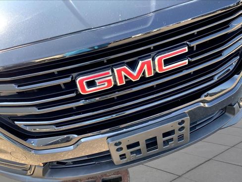Used 2023 GMC Terrain SLT w/ Elevation Edition AWD/4WD image 31