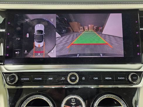 Used 2025 Bentley Continental GTC AWD/4WD image 13