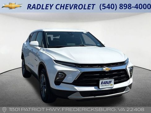 Used 2025 Chevrolet Blazer LT AWD/4WD image 22