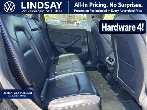 Used 2024 Tesla Model Y Long Range AWD/4WD image 8