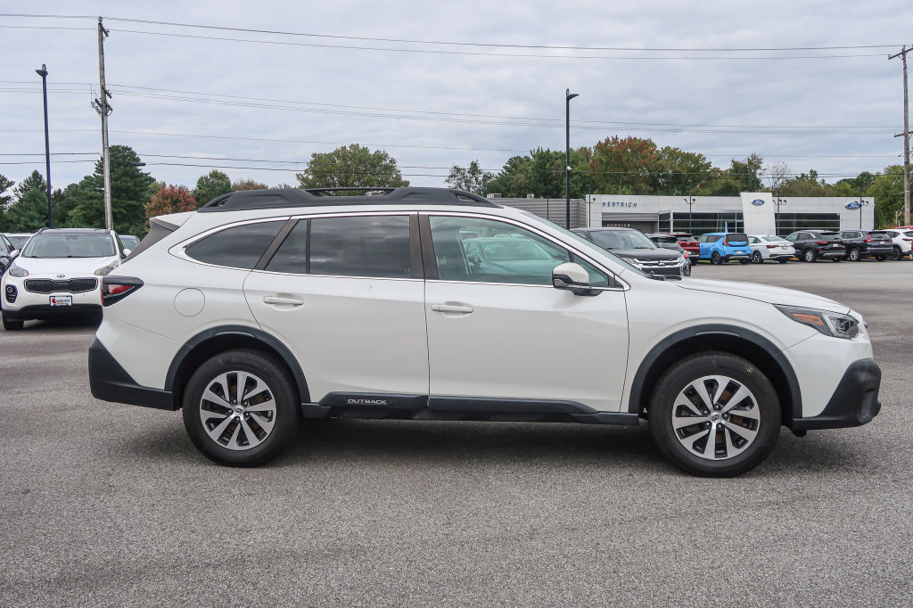 Used 2022 Subaru Outback Premium AWD/4WD image 8