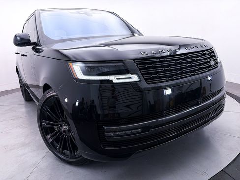 Used 2023 Land Rover Range Rover SE AWD/4WD image 10