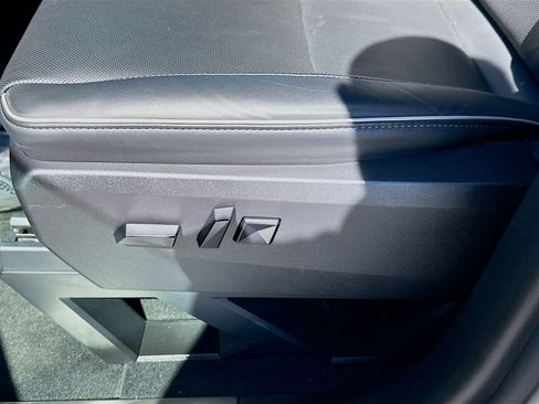 Used 2024 Tesla Cybertruck AWD Crew Cab image 16