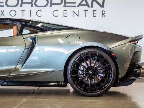 Used 2020 McLaren GT RWD image 20