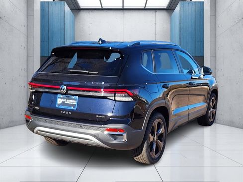 New 2026 Volkswagen Taos SEL image 28