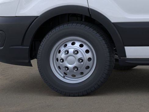 New 2026 Ford Transit 250 148 Medium Roof Extended AWD image 19