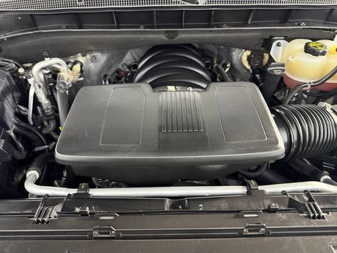 Used 2025 Chevrolet Tahoe RST RWD image 36