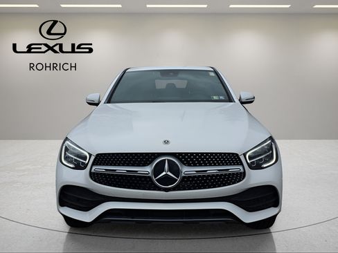 Used 2022 Mercedes-Benz GLC 300 4MATIC Coupe image 2