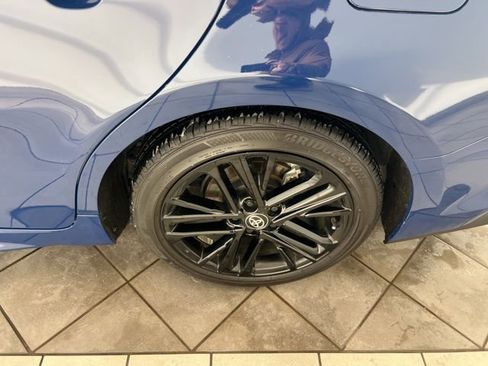 Used 2025 Toyota Camry SE image 30