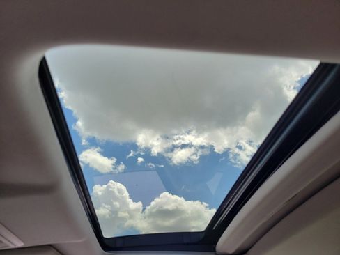 Used 2018 Honda Civic EX-L image 27