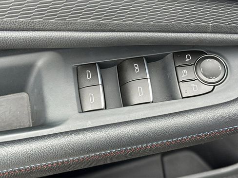 Used 2024 Chevrolet Blazer EV RS image 17