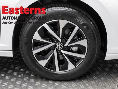 Used 2025 Volkswagen Jetta S image 30