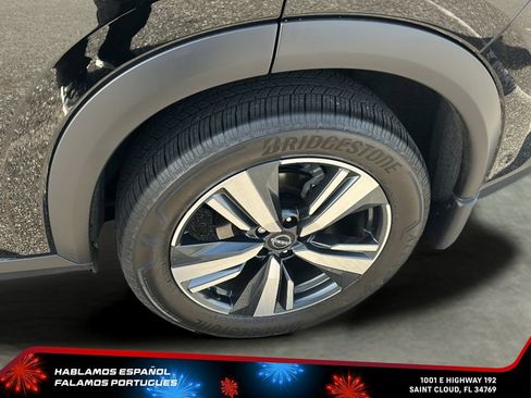 Used 2023 Nissan Rogue Platinum FWD image 11