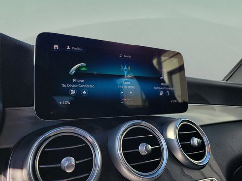 Certified 2021 Mercedes-Benz GLC 300 image 22