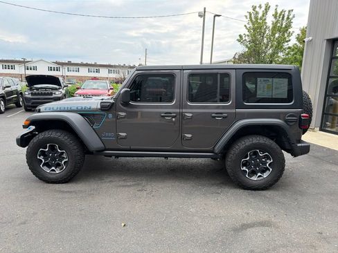 Used 2023 Jeep Wrangler Unlimited Rubicon 4xe w/ Dual Top Group AWD/4WD image 8