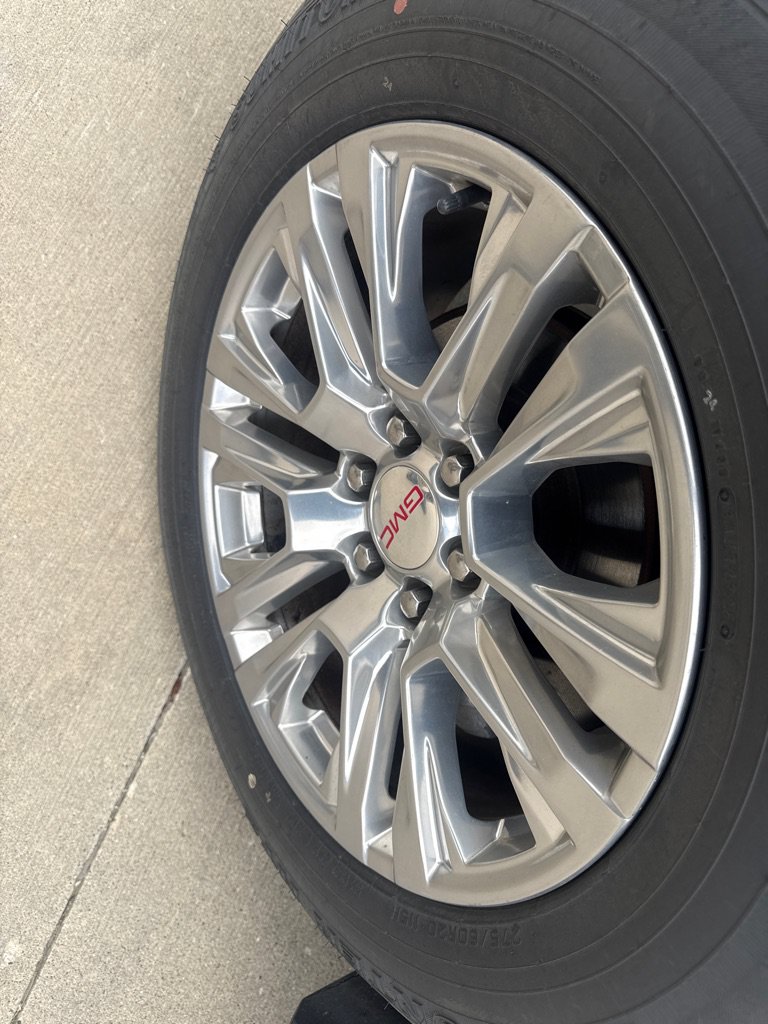 Used 2020 GMC Sierra 1500 Denali w/ Driver Alert Package II AWD/4WD image 10