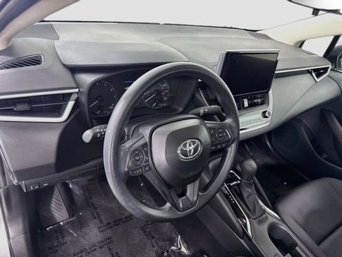 Certified 2025 Toyota Corolla LE FWD image 10