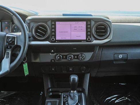 Used 2021 Toyota Tacoma SR5 RWD image 13
