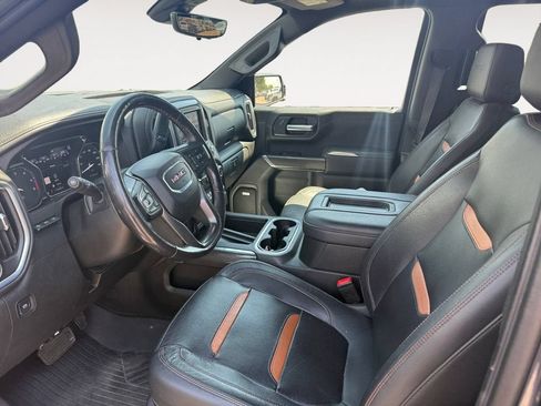 Used 2021 GMC Sierra 1500 AT4 w/ AT4 Value Package AWD/4WD image 9