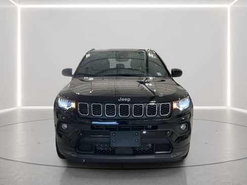 Used 2024 Jeep Compass Latitude AWD/4WD image 9