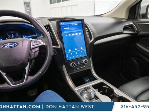 Used 2023 Ford Edge SEL image 19